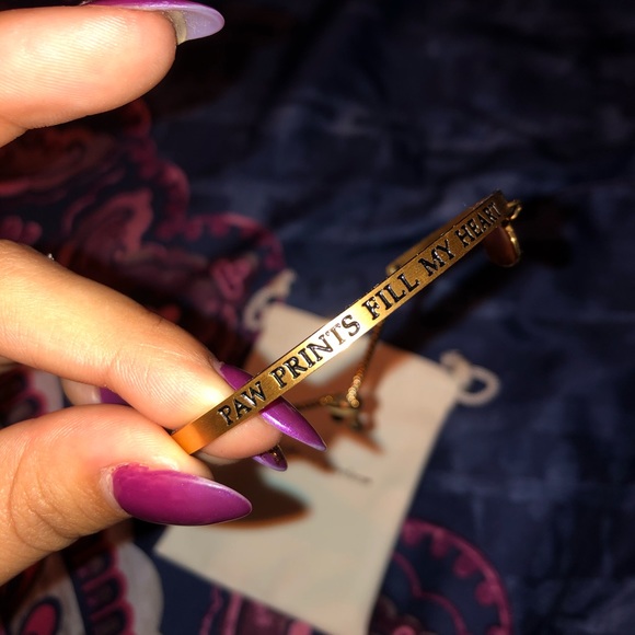 Paw Prints Fill my Heart bracelet - Picture 1 of 5